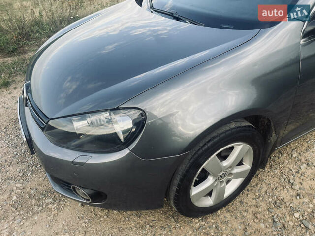 Серый Фольксваген Гольф, объемом двигателя 1.6 л и пробегом 209 тыс. км за 9900 $, фото 12 на Automoto.ua