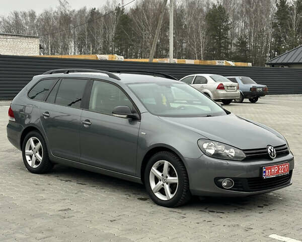 Серый Фольксваген Гольф, объемом двигателя 1.4 л и пробегом 243 тыс. км за 8800 $, фото 7 на Automoto.ua