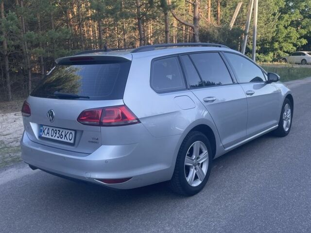 Фольксваген Гольф 2013 в Киеве на Automoto.ua Серый Фольксваген Гольф, объемом двигателя 1.6 л и пробегом 277 тыс. км за 9500 $, фото 1 на Automoto.ua