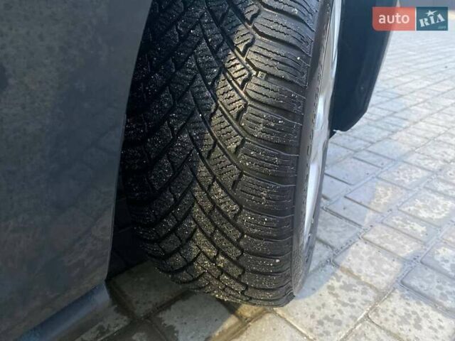 Серый Фольксваген Гольф, объемом двигателя 1.6 л и пробегом 233 тыс. км за 11300 $, фото 25 на Automoto.ua