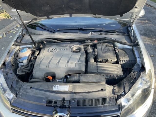 Серый Фольксваген Гольф, объемом двигателя 1.6 л и пробегом 328 тыс. км за 7500 $, фото 10 на Automoto.ua