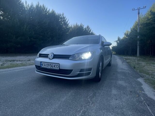 Фольксваген Гольф 2013 в Киеве на Automoto.ua Серый Фольксваген Гольф, объемом двигателя 1.6 л и пробегом 277 тыс. км за 9500 $, фото 20 на Automoto.ua