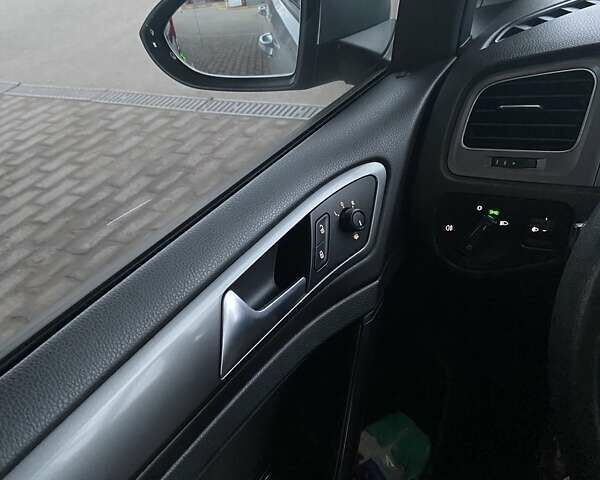 Сірий Фольксваген Гольф, об'ємом двигуна 1.6 л та пробігом 227 тис. км за 9000 $, фото 17 на Automoto.ua