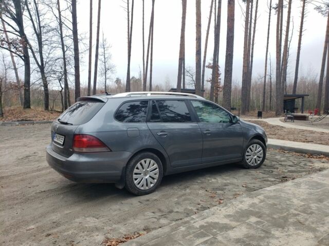 Серый Фольксваген Гольф, объемом двигателя 1.4 л и пробегом 148 тыс. км за 8500 $, фото 2 на Automoto.ua