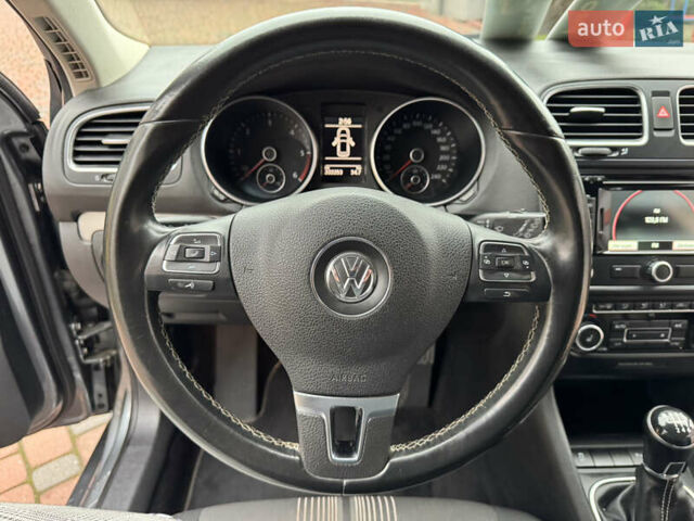 Сірий Фольксваген Гольф, об'ємом двигуна 1.97 л та пробігом 223 тис. км за 7950 $, фото 105 на Automoto.ua