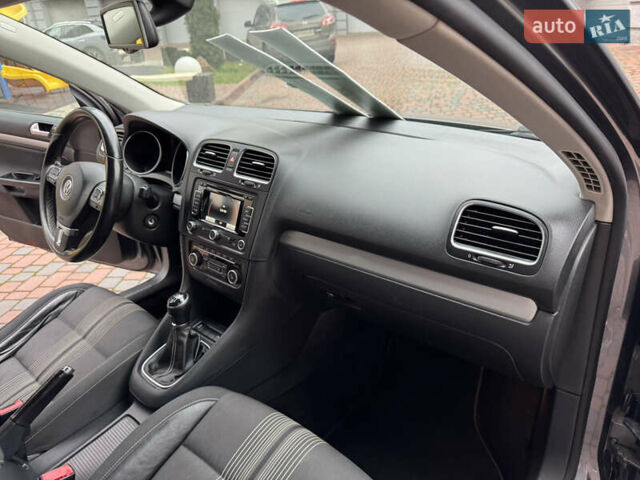 Сірий Фольксваген Гольф, об'ємом двигуна 1.97 л та пробігом 223 тис. км за 7950 $, фото 134 на Automoto.ua