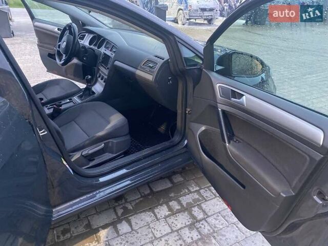 Серый Фольксваген Гольф, объемом двигателя 1.6 л и пробегом 233 тыс. км за 11300 $, фото 21 на Automoto.ua