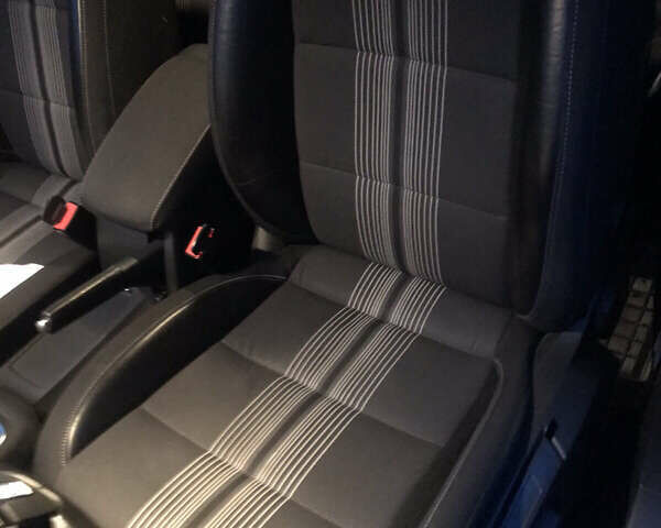 Серый Фольксваген Гольф, объемом двигателя 2 л и пробегом 320 тыс. км за 9200 $, фото 17 на Automoto.ua