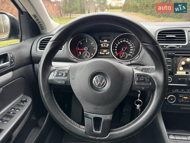 Серый Фольксваген Гольф, объемом двигателя 1.6 л и пробегом 221 тыс. км за 9450 $, фото 41 на Automoto.ua