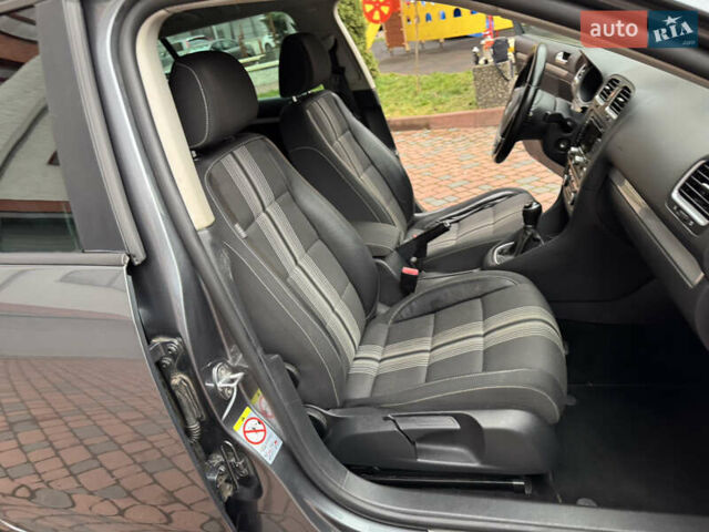 Сірий Фольксваген Гольф, об'ємом двигуна 1.97 л та пробігом 223 тис. км за 7950 $, фото 133 на Automoto.ua