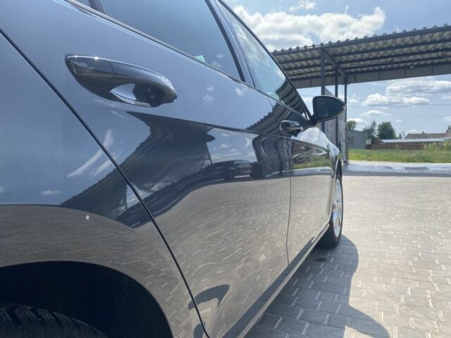 Сірий Фольксваген Гольф, об'ємом двигуна 1.6 л та пробігом 233 тис. км за 10990 $, фото 9 на Automoto.ua