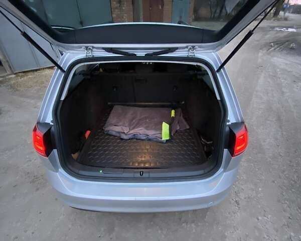 Сірий Фольксваген Гольф, об'ємом двигуна 1.6 л та пробігом 227 тис. км за 9000 $, фото 11 на Automoto.ua