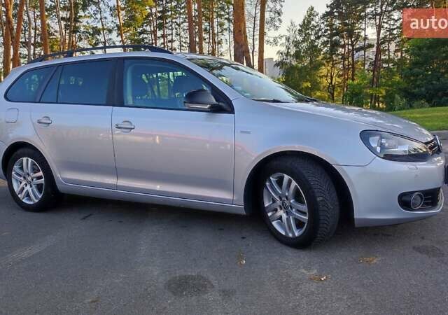 Серый Фольксваген Гольф, объемом двигателя 1.6 л и пробегом 277 тыс. км за 10000 $, фото 309 на Automoto.ua