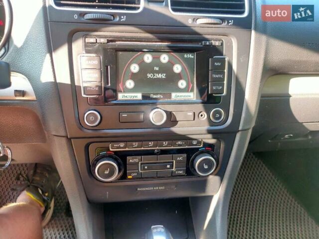 Сірий Фольксваген Гольф, об'ємом двигуна 1.6 л та пробігом 194 тис. км за 9800 $, фото 7 на Automoto.ua