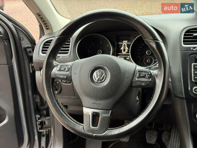Сірий Фольксваген Гольф, об'ємом двигуна 1.97 л та пробігом 223 тис. км за 7950 $, фото 130 на Automoto.ua