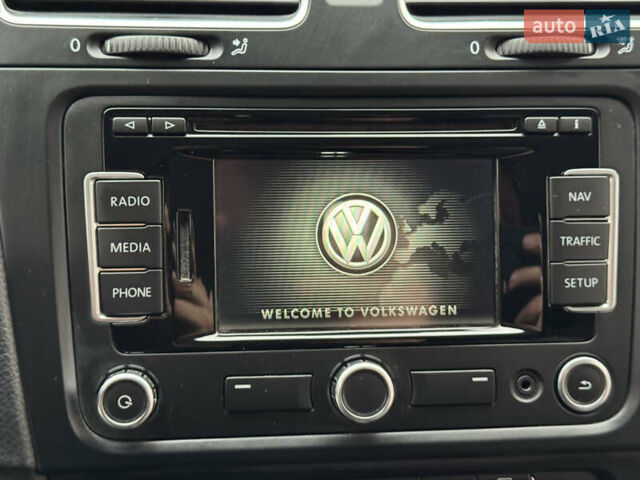 Сірий Фольксваген Гольф, об'ємом двигуна 1.97 л та пробігом 223 тис. км за 7950 $, фото 101 на Automoto.ua