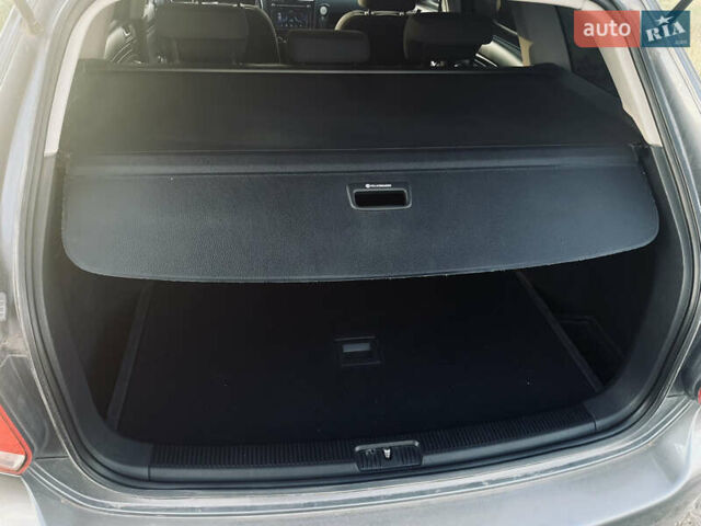 Серый Фольксваген Гольф, объемом двигателя 1.6 л и пробегом 209 тыс. км за 9900 $, фото 31 на Automoto.ua