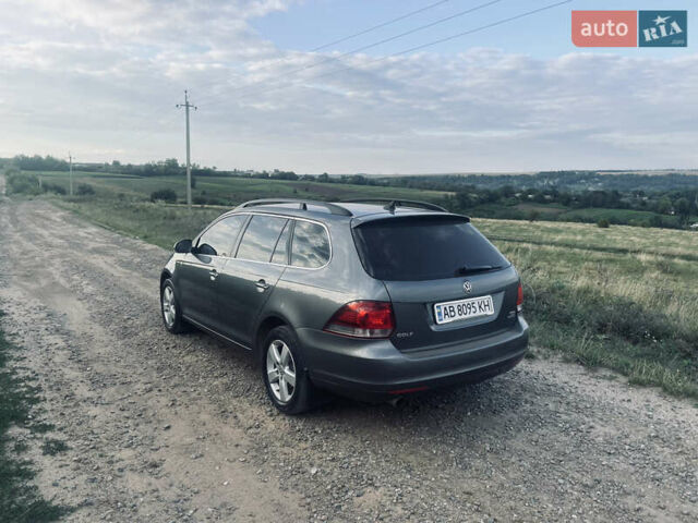Серый Фольксваген Гольф, объемом двигателя 1.6 л и пробегом 209 тыс. км за 9900 $, фото 4 на Automoto.ua