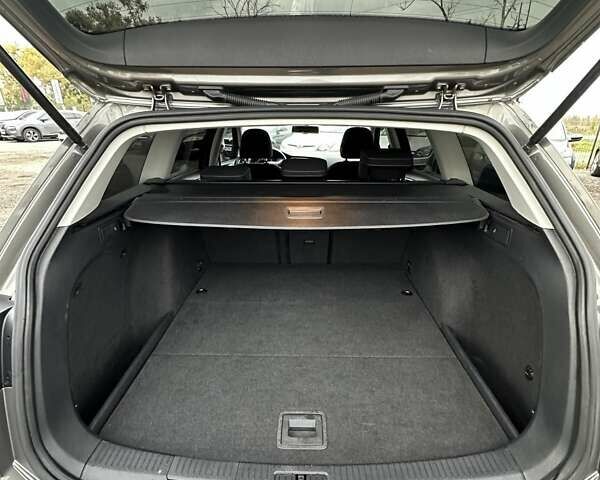 Серый Фольксваген Гольф, объемом двигателя 1.4 л и пробегом 157 тыс. км за 11200 $, фото 13 на Automoto.ua