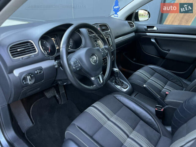 Серый Фольксваген Гольф, объемом двигателя 1.6 л и пробегом 240 тыс. км за 8750 $, фото 18 на Automoto.ua
