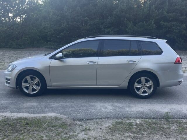 Фольксваген Гольф 2013 в Киеве на Automoto.ua Серый Фольксваген Гольф, объемом двигателя 1.6 л и пробегом 277 тыс. км за 9500 $, фото 5 на Automoto.ua