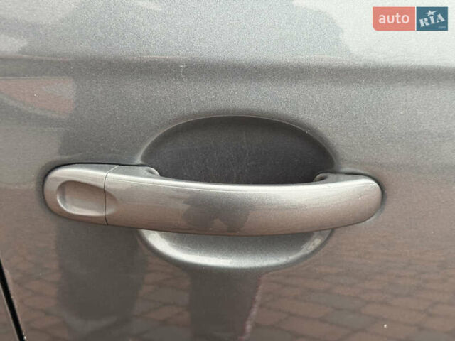 Сірий Фольксваген Гольф, об'ємом двигуна 1.97 л та пробігом 223 тис. км за 7950 $, фото 75 на Automoto.ua