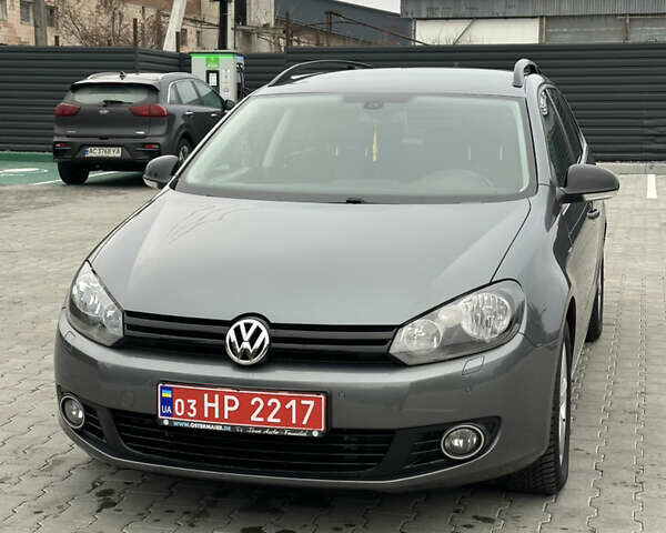 Серый Фольксваген Гольф, объемом двигателя 1.4 л и пробегом 243 тыс. км за 8800 $, фото 4 на Automoto.ua