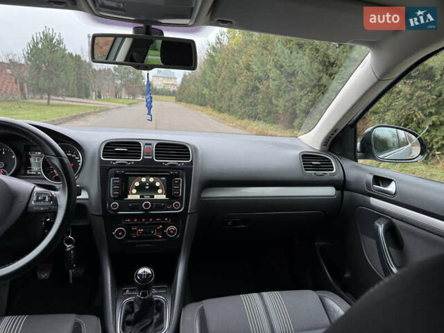 Серый Фольксваген Гольф, объемом двигателя 1.6 л и пробегом 221 тыс. км за 9450 $, фото 32 на Automoto.ua