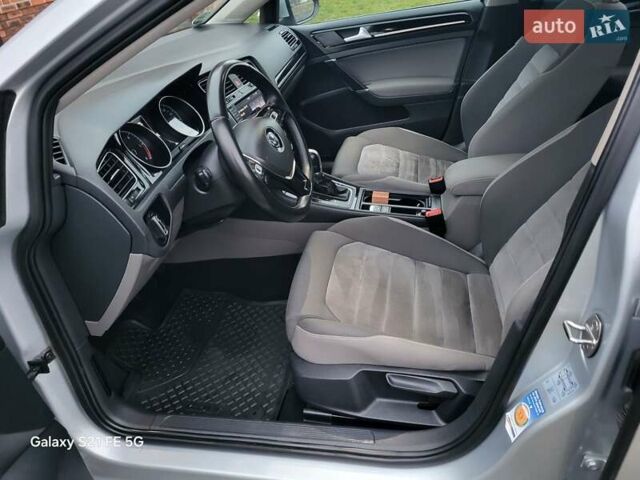 Серый Фольксваген Гольф, объемом двигателя 1.97 л и пробегом 212 тыс. км за 13500 $, фото 10 на Automoto.ua