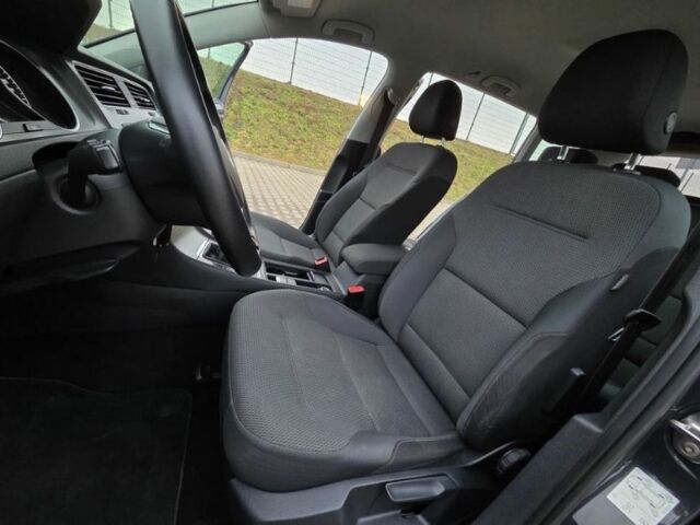 Серый Фольксваген Гольф, объемом двигателя 1.6 л и пробегом 193 тыс. км за 7540 $, фото 9 на Automoto.ua