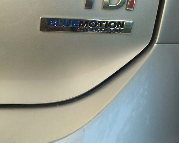 Сірий Фольксваген Гольф, об'ємом двигуна 1.6 л та пробігом 212 тис. км за 11000 $, фото 7 на Automoto.ua