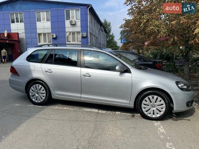 Серый Фольксваген Гольф, объемом двигателя 1.6 л и пробегом 165 тыс. км за 9900 $, фото 8 на Automoto.ua