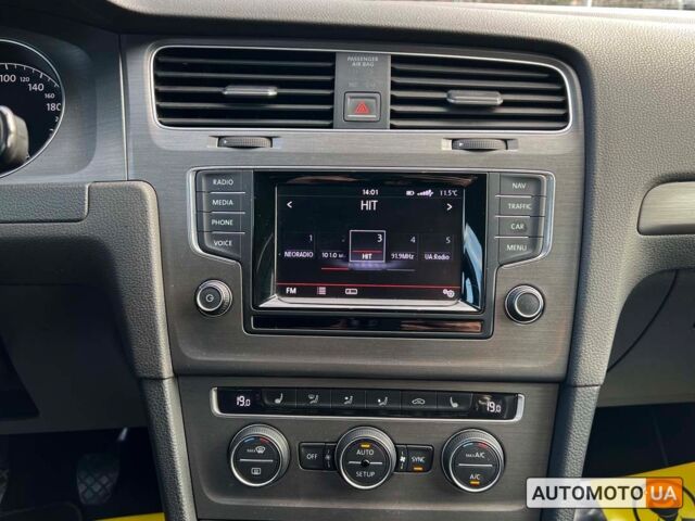 Сірий Фольксваген Гольф, об'ємом двигуна 1.6 л та пробігом 313 тис. км за 9400 $, фото 10 на Automoto.ua