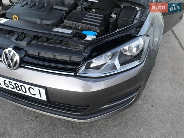 Серый Фольксваген Гольф, объемом двигателя 1.6 л и пробегом 267 тыс. км за 10700 $, фото 7 на Automoto.ua