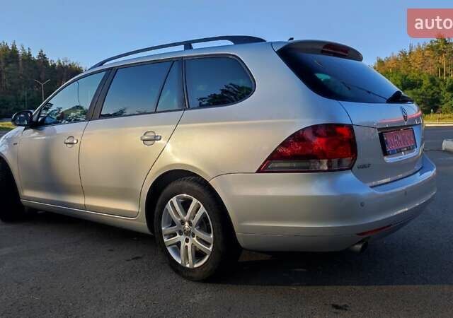 Серый Фольксваген Гольф, объемом двигателя 1.6 л и пробегом 277 тыс. км за 10000 $, фото 8 на Automoto.ua