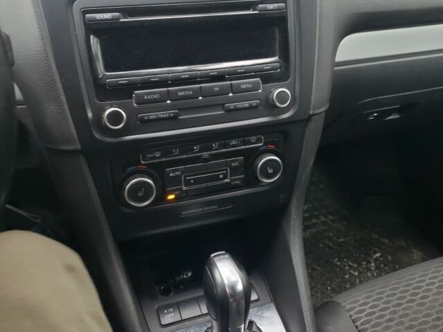 Серый Фольксваген Гольф, объемом двигателя 1.4 л и пробегом 148 тыс. км за 8500 $, фото 9 на Automoto.ua