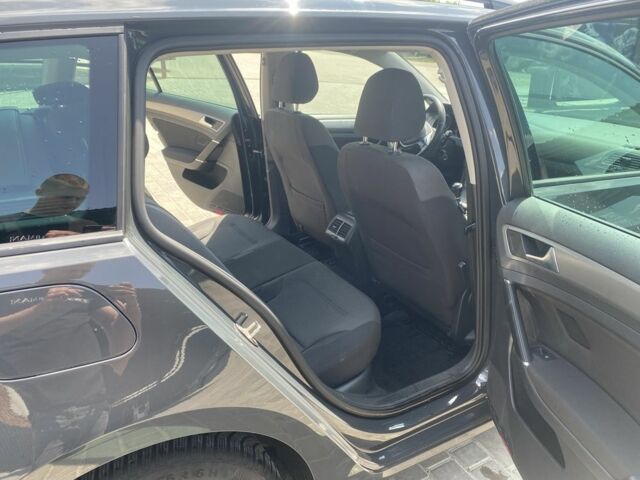 Сірий Фольксваген Гольф, об'ємом двигуна 1.6 л та пробігом 233 тис. км за 10990 $, фото 12 на Automoto.ua