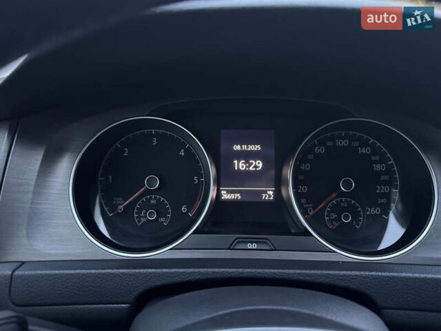 Серый Фольксваген Гольф, объемом двигателя 1.6 л и пробегом 267 тыс. км за 10300 $, фото 16 на Automoto.ua