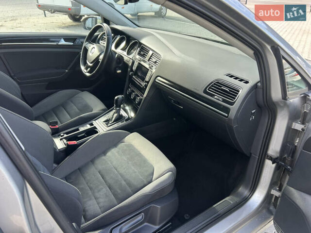 Сірий Фольксваген Гольф, об'ємом двигуна 1.6 л та пробігом 280 тис. км за 11200 $, фото 6 на Automoto.ua