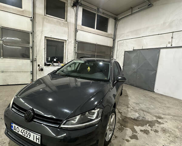 Серый Фольксваген Гольф, объемом двигателя 1.6 л и пробегом 210 тыс. км за 11500 $, фото 2 на Automoto.ua