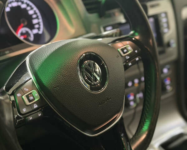 Сірий Фольксваген Гольф, об'ємом двигуна 1.6 л та пробігом 296 тис. км за 10350 $, фото 15 на Automoto.ua