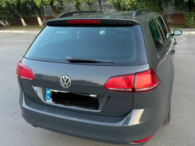 Серый Фольксваген Гольф, объемом двигателя 1.6 л и пробегом 252 тыс. км за 9800 $, фото 2 на Automoto.ua