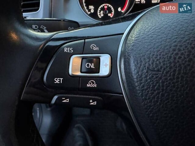Сірий Фольксваген Гольф, об'ємом двигуна 1.6 л та пробігом 257 тис. км за 10990 $, фото 18 на Automoto.ua
