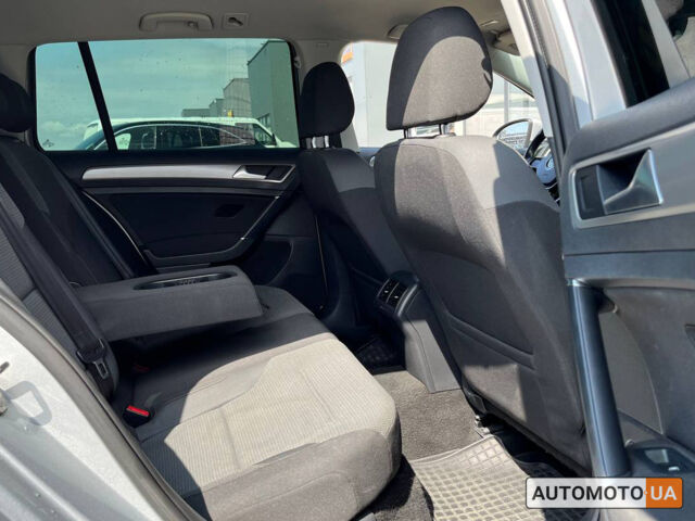 Сірий Фольксваген Гольф, об'ємом двигуна 1.6 л та пробігом 284 тис. км за 10850 $, фото 25 на Automoto.ua