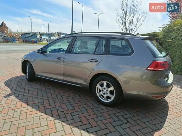 Серый Фольксваген Гольф, объемом двигателя 1.6 л и пробегом 240 тыс. км за 11600 $, фото 5 на Automoto.ua