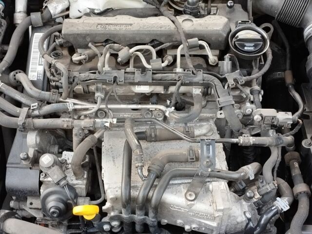 Серый Фольксваген Гольф, объемом двигателя 0 л и пробегом 372 тыс. км за 10400 $, фото 10 на Automoto.ua