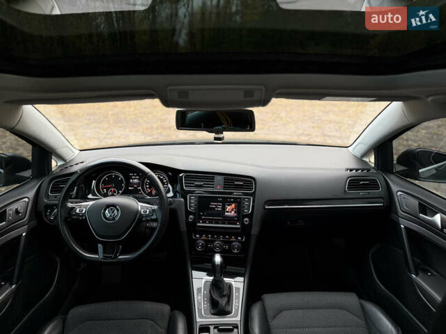 Серый Фольксваген Гольф, объемом двигателя 2 л и пробегом 289 тыс. км за 12350 $, фото 48 на Automoto.ua