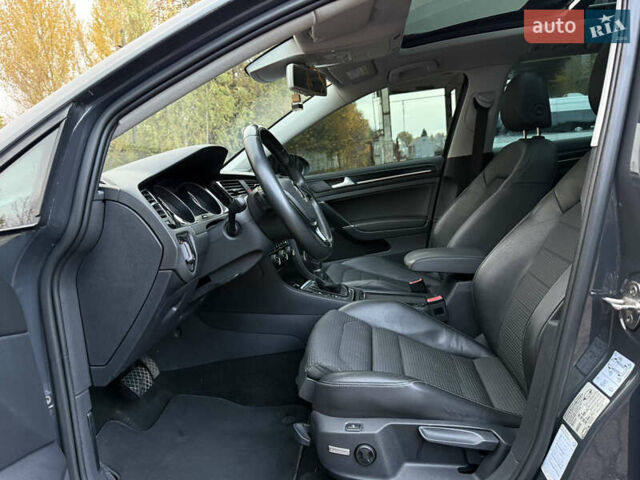 Серый Фольксваген Гольф, объемом двигателя 1.97 л и пробегом 288 тыс. км за 11899 $, фото 27 на Automoto.ua