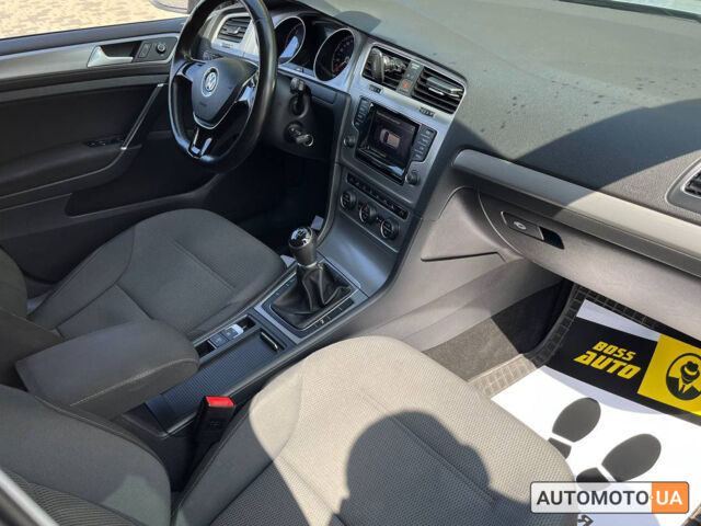 Сірий Фольксваген Гольф, об'ємом двигуна 1.6 л та пробігом 284 тис. км за 10850 $, фото 19 на Automoto.ua