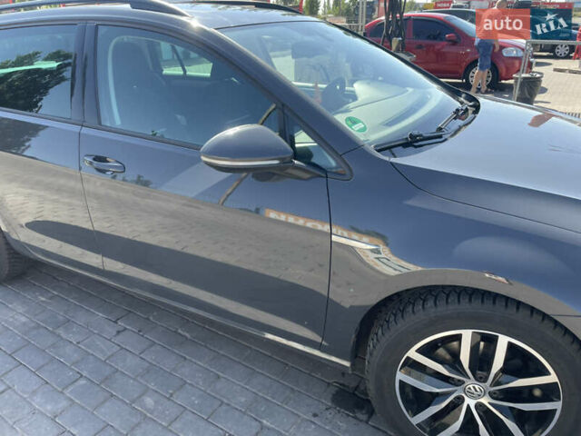 Серый Фольксваген Гольф, объемом двигателя 1.6 л и пробегом 150 тыс. км за 13999 $, фото 3 на Automoto.ua